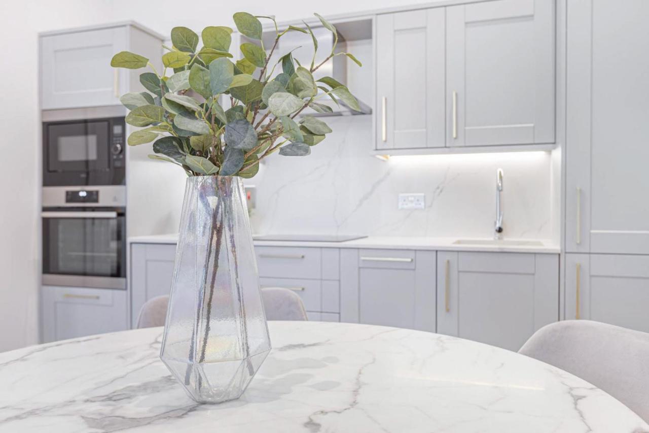 런던 Royal Kensington In Cromwell Road 아파트 외부 사진